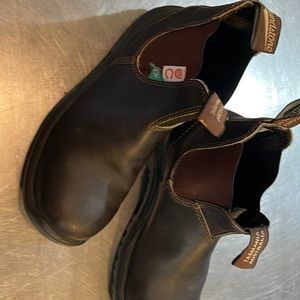 Men’s size 8 Bluntstone SPS work boot in brown leather